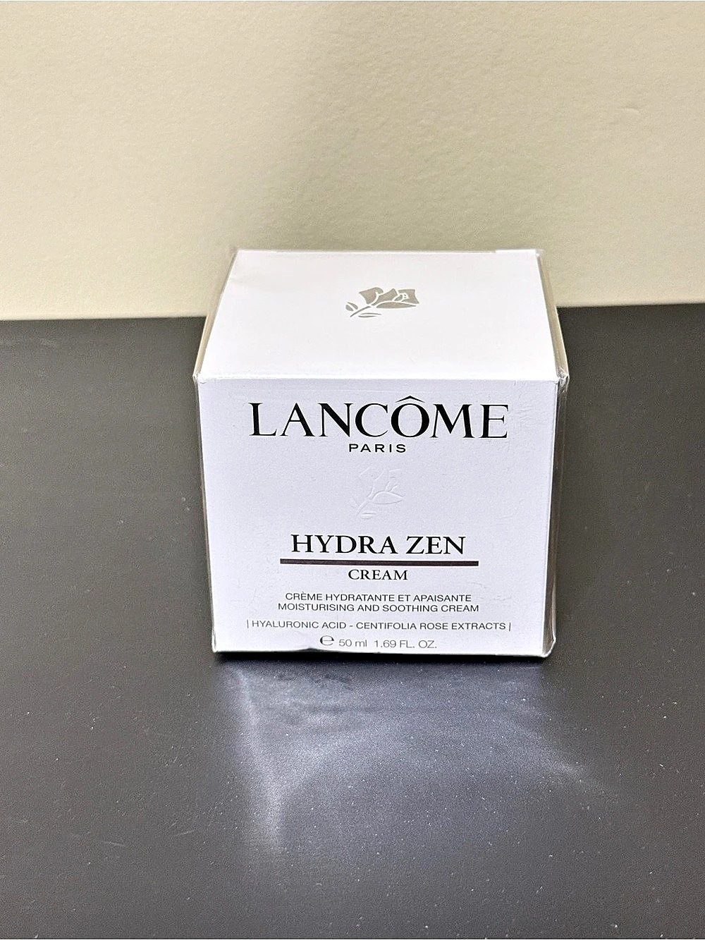 Lancôme Hydra Zen Moisturising and Soothing Cream full size 1.69oz(50ml)